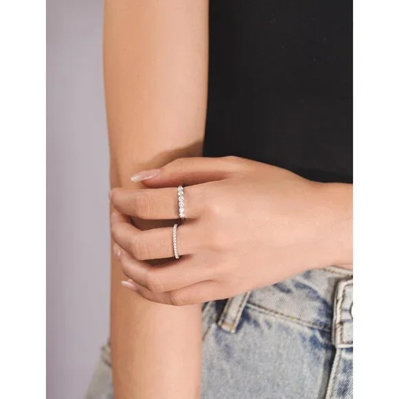 IMOLOE Lab Grown Diamond Wedding Bands for Women，0.66 Carat Ring 6 Stones Eterni
